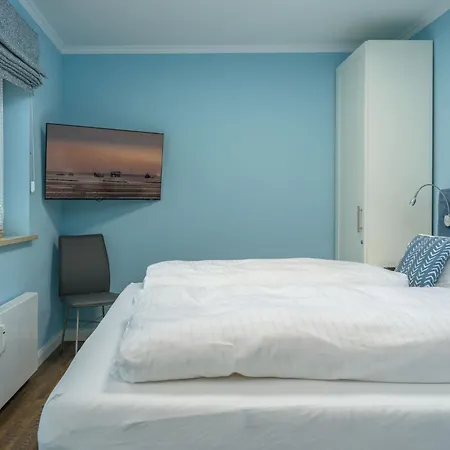 Luen 4 Sterne Top-fewo In Sylt Strandnah Zentral Mit Balkon Sauna Вестерланд